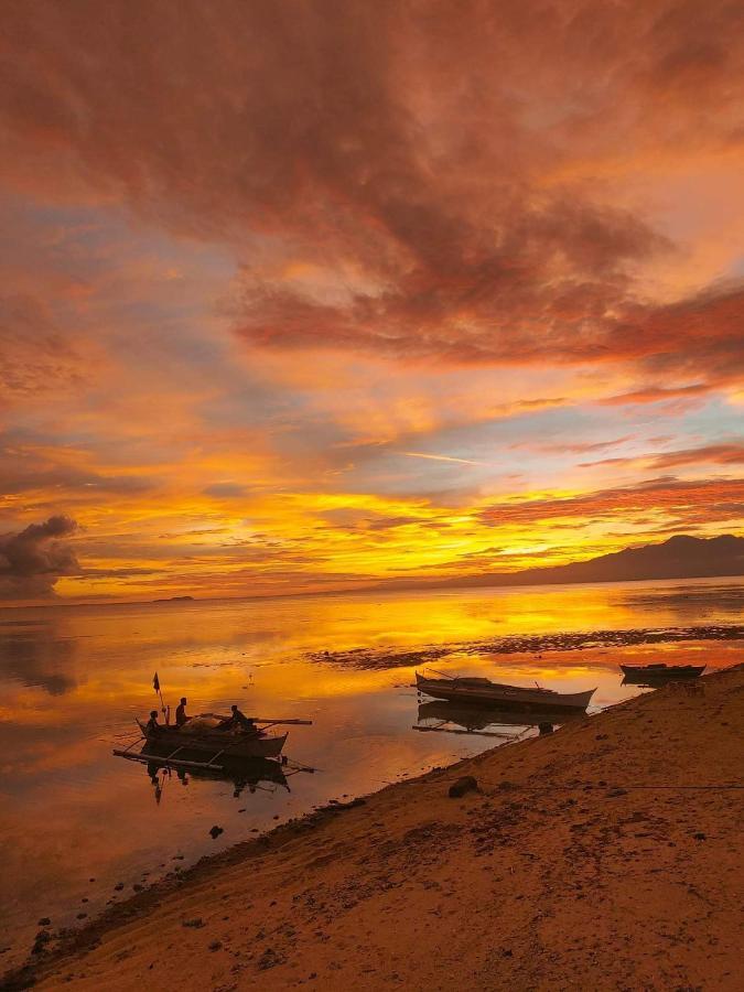 White Bada Guesthouse Siquijor Exteriör bild