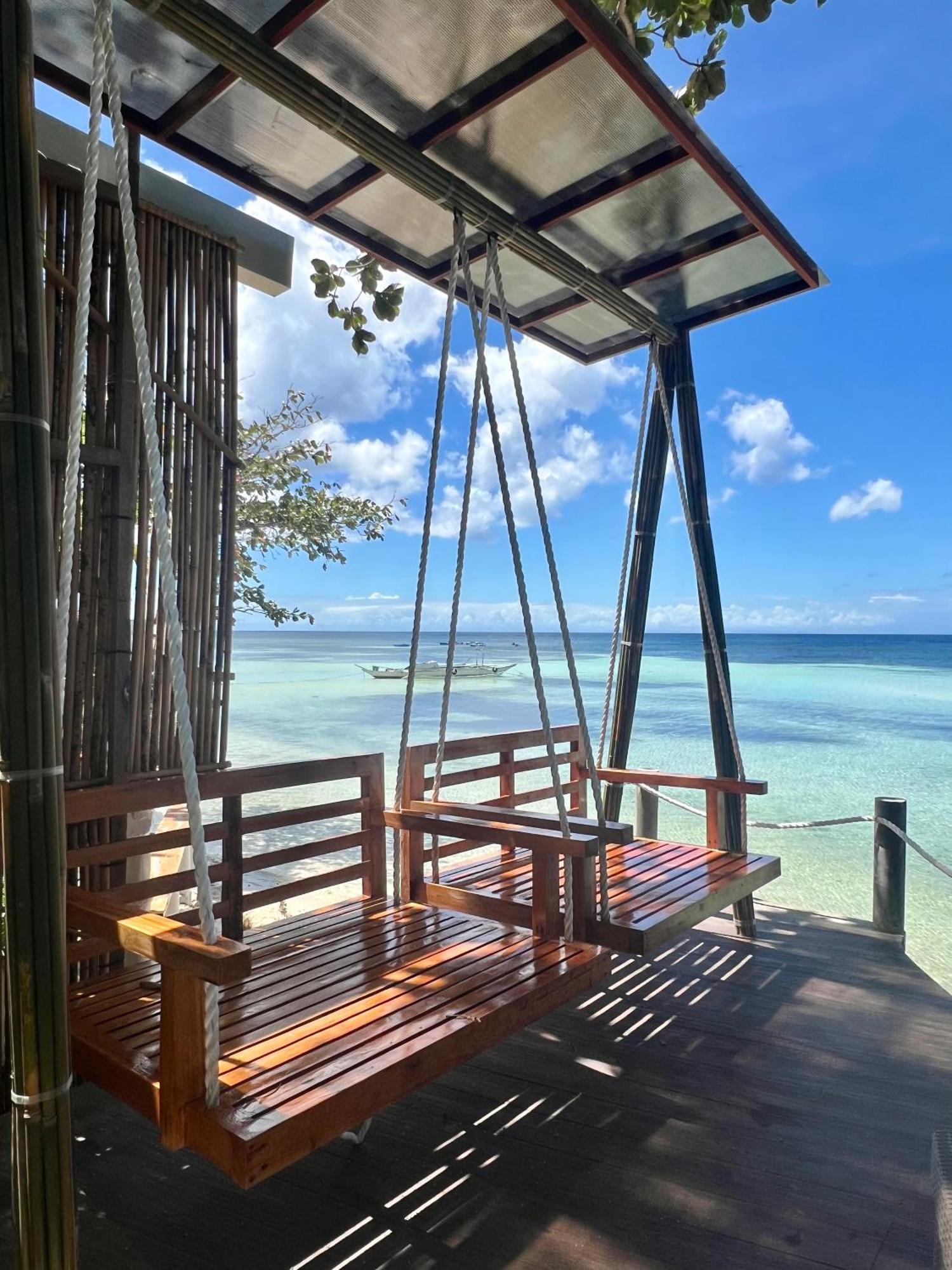 White Bada Guesthouse Siquijor Exteriör bild